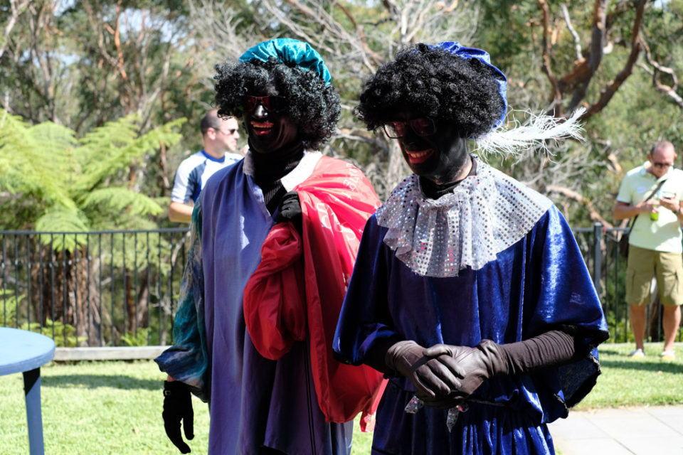 Uh-oh er zijn ook zwarte pieten bij....